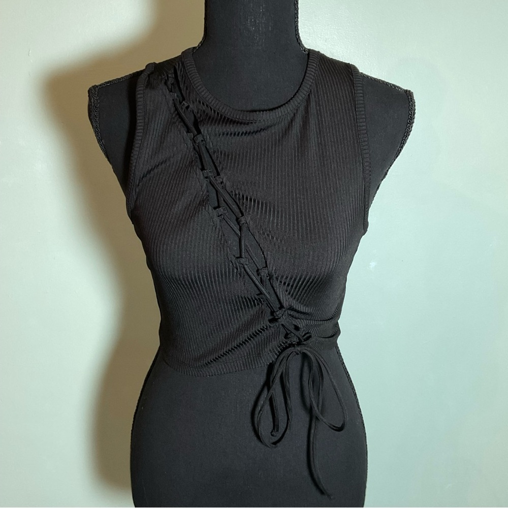 H&M Black Crop Top